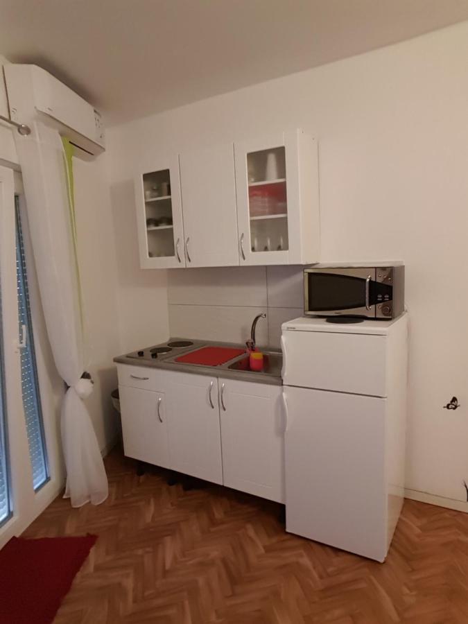 Apartments Megi Biograd Na Moru Buitenkant foto
