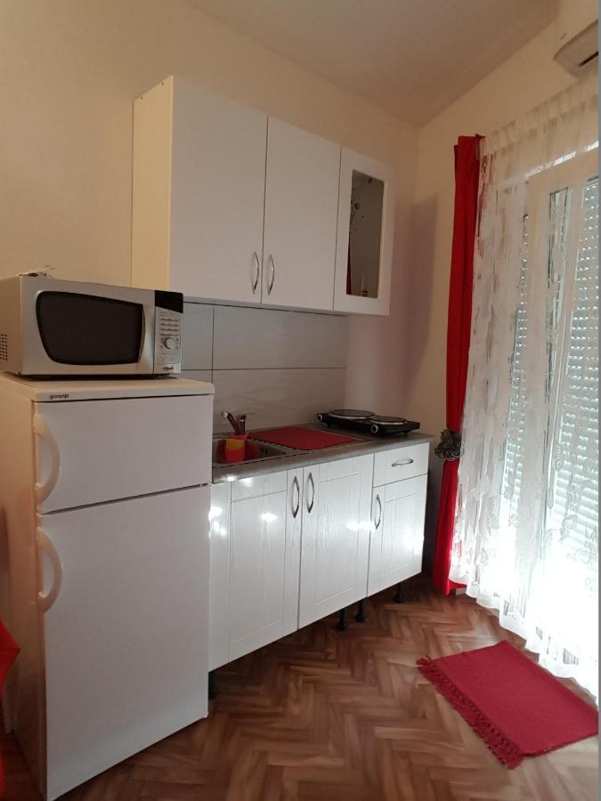 Apartments Megi Biograd Na Moru Buitenkant foto